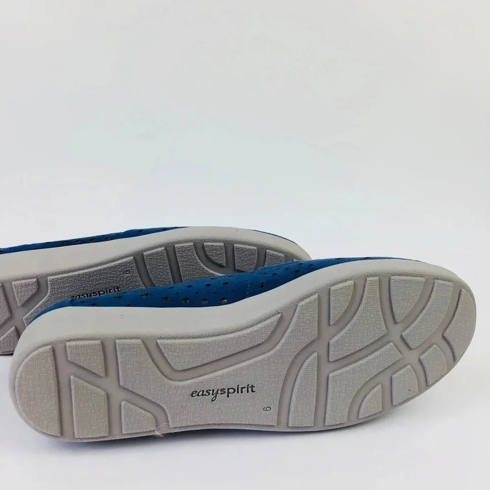 Easy Spirit Kimmie Laser Cut Out Memory‎ Foam Shoes